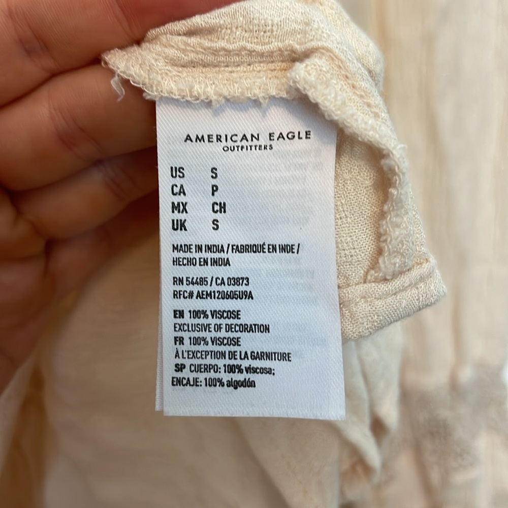 American Eagle Outfitters Light Pink Ruffled Blouse Size Small - Picture 5 of 6